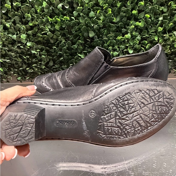 Rieker Black Leather Low Heel Ankle Slip-On Booties - Picture 6 of 10